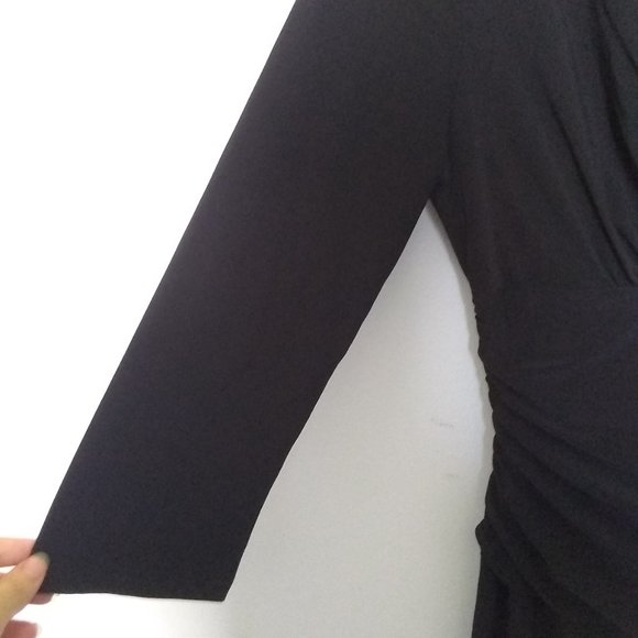 Nine West Knit Black 3/4 Sleeve Ruched Waist Knee-Length V-Neck Size 10 Dress - Picture 2 of 6